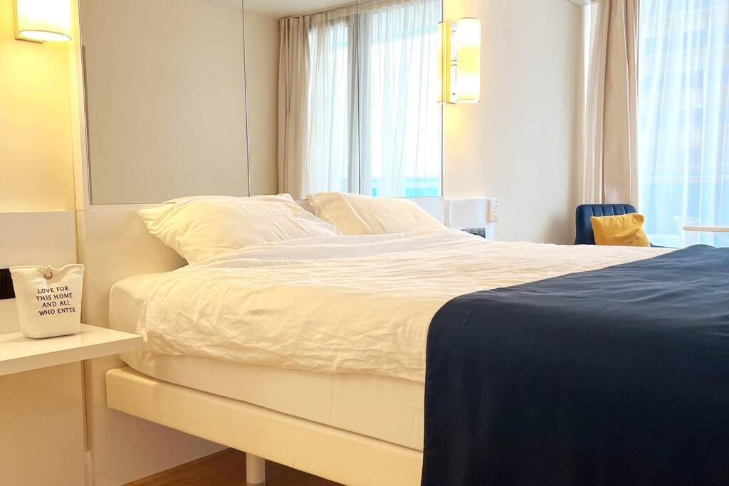 1-Bedroom Studio Apartment In Orbi City - Side Seaview Batumi Exteriér fotografie